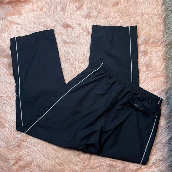 Vintage Nike Black Lightweight Windbreaker Pants Size Large - Picture 6 of 9